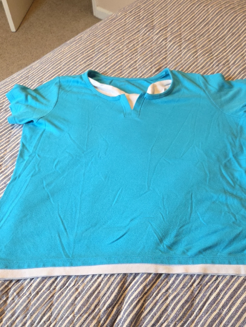Coldwater Creek Turquoise and White Short Sleeve Top